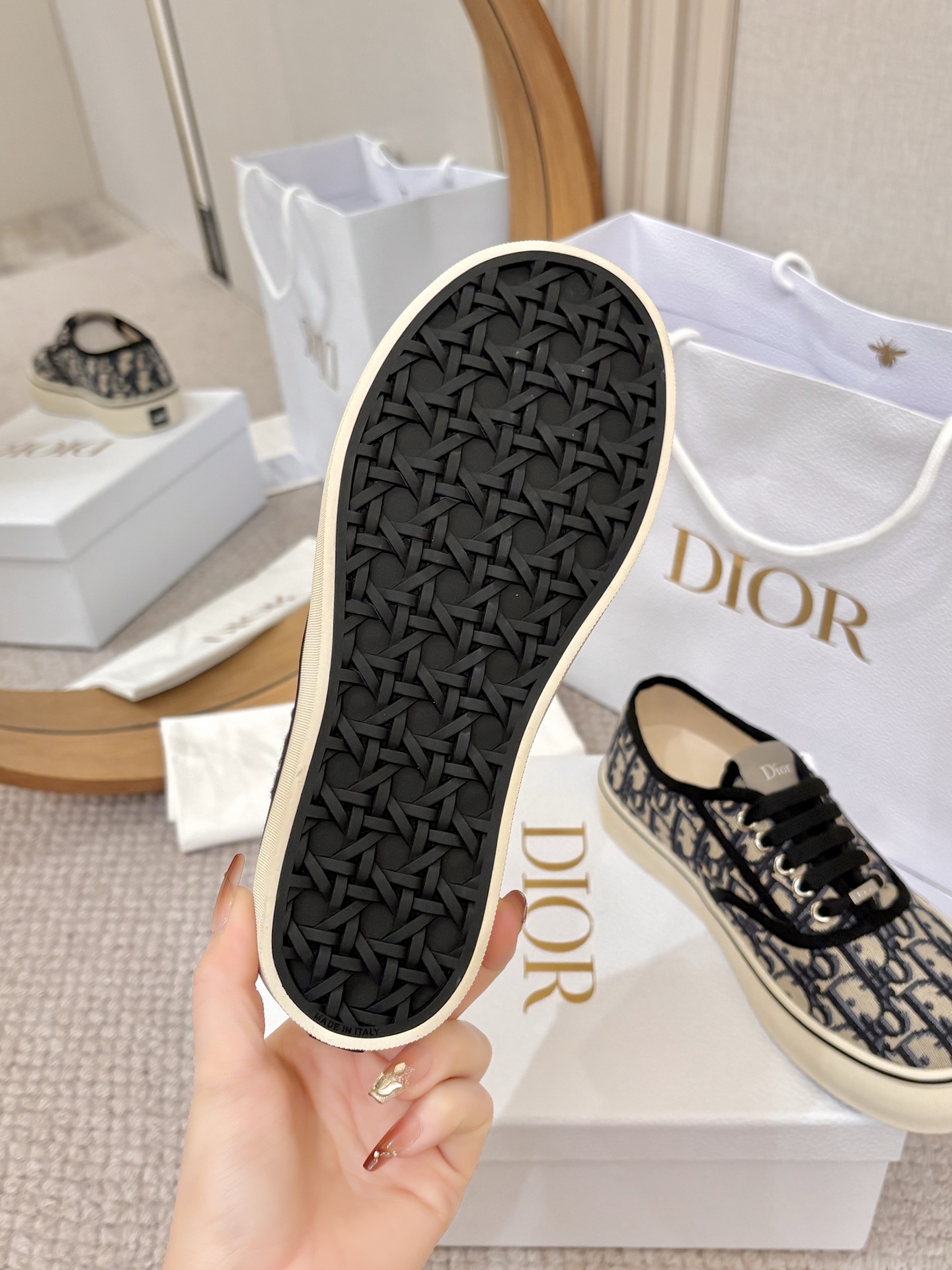 Women's high heels